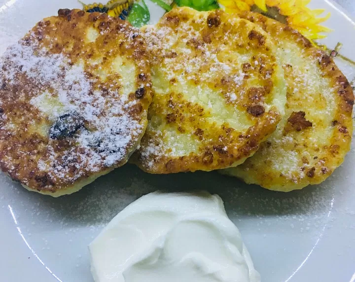 Сырники с изюмом фото