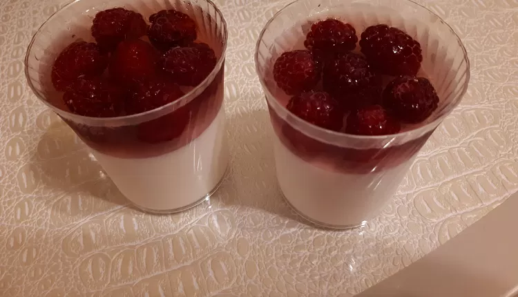 Десерт в стаканчике 