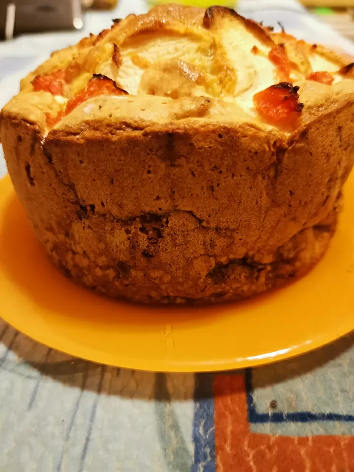 Шарлотка с яблоками и корицей фото рецепта