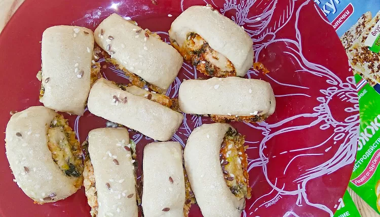 Рулетики с сыром и зеленью
