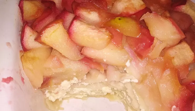 Рулет из лаваша с творогом и фруктами