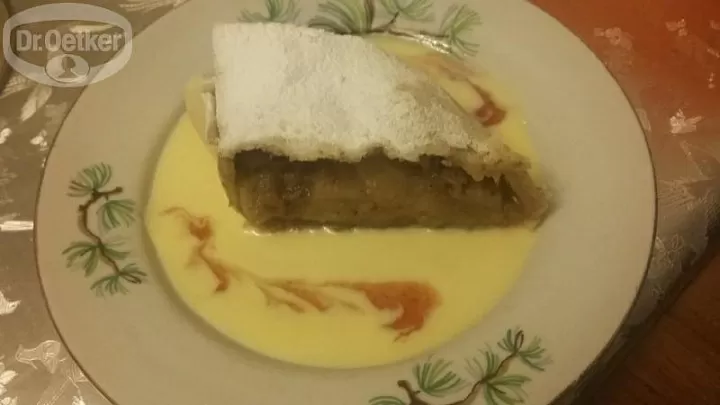 Яблочный штрудель фото