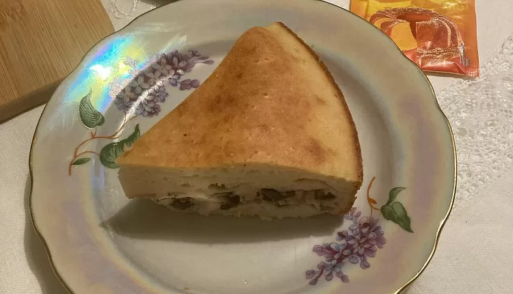 Заливной пирог с курицей и грибами 