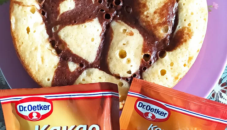 Пирог "Зебра" с грецким орехом
