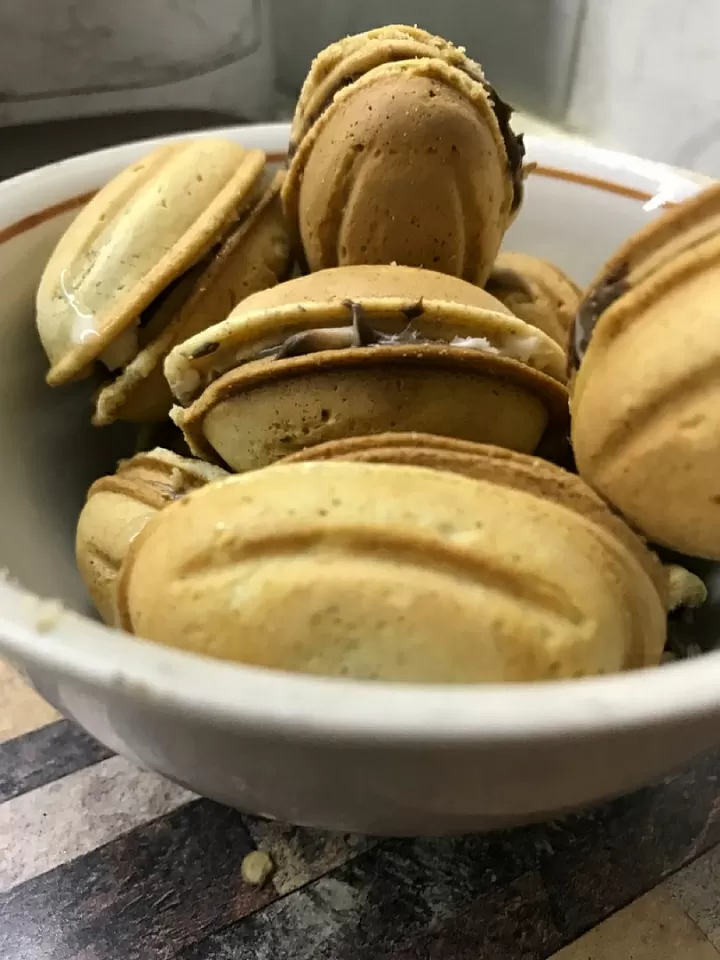фото рецепта Орешки песочные с шоколадной пастой Орешки песочные с шоколадной пастой фото