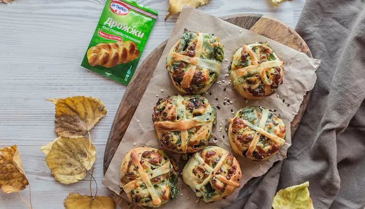 Рулетики с сыром и зеленью
