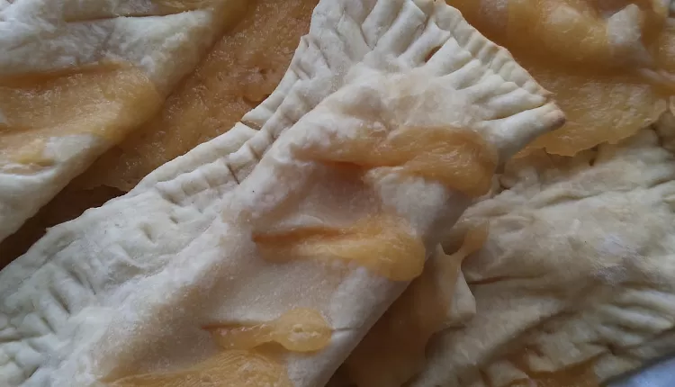 Слойки с сыром