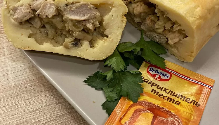 Заливной пирог с курицей и грибами 