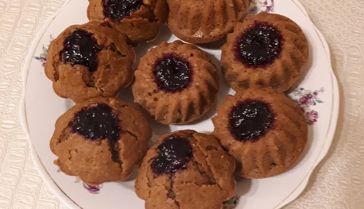 Маффины с джемом