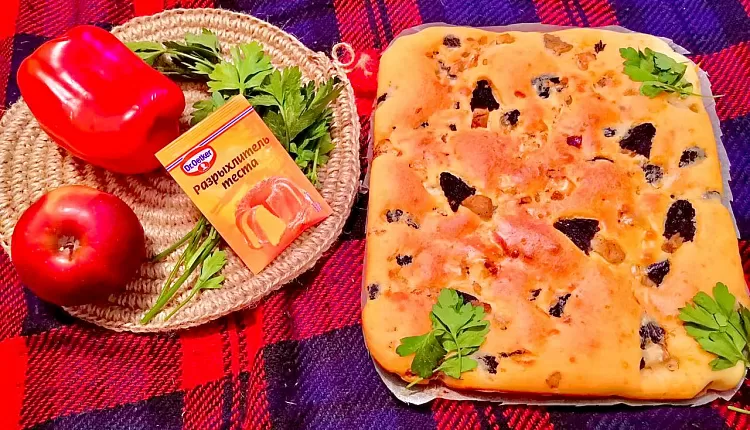 Заливной пирог с курицей и грибами 