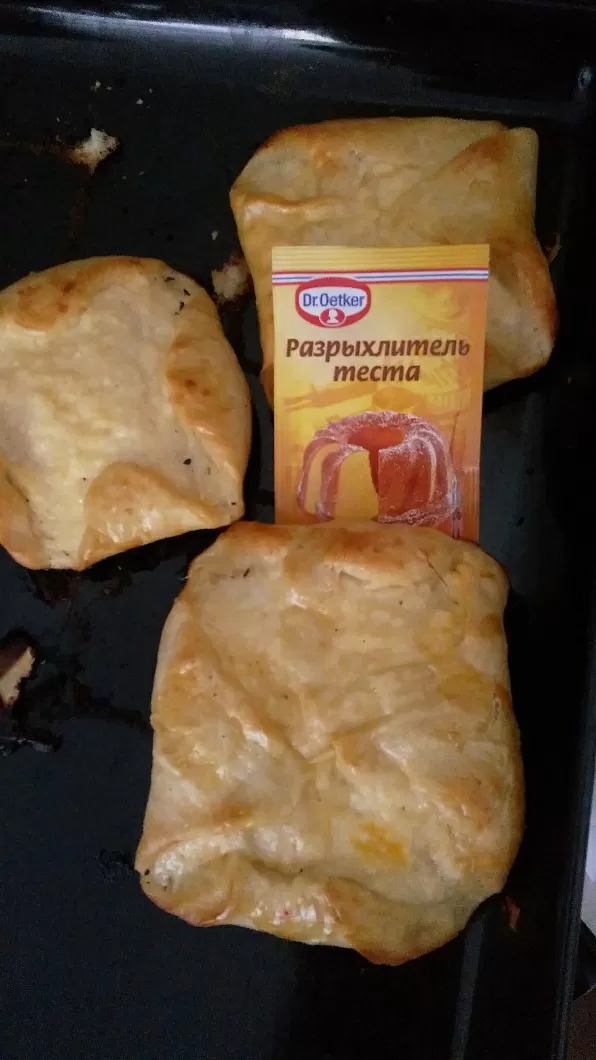 фото рецепта Нежные булочки с творогом и черешней Нежные булочки с творогом и черешней фото
