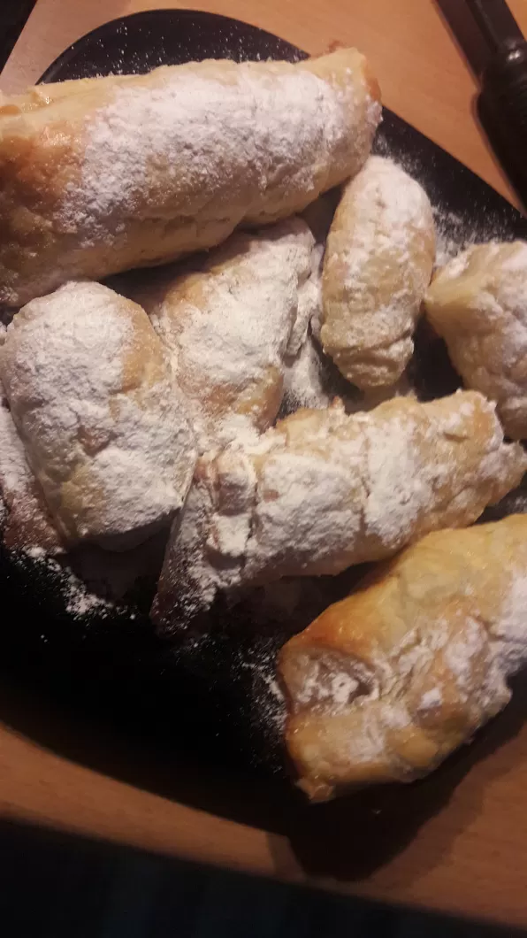 Слойки с сахаром фото