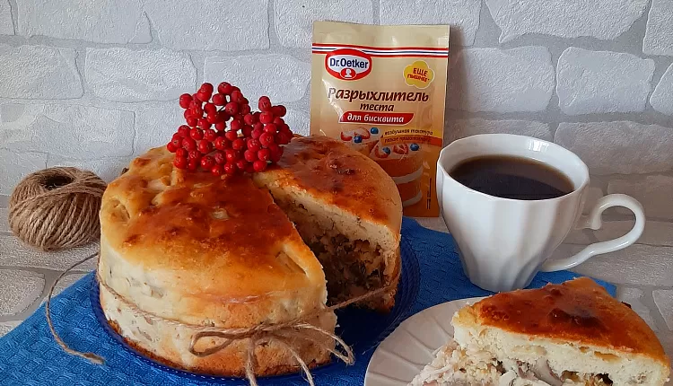 Заливной пирог с курицей и грибами 
