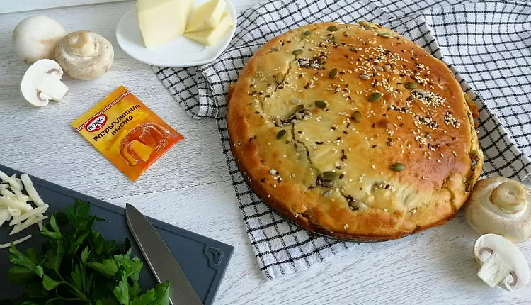 Заливной пирог с курицей и грибами 
