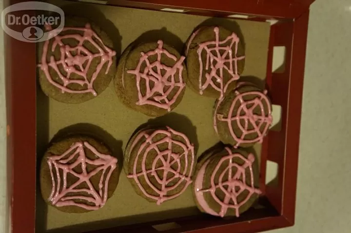 фото рецепта Печенье "Паучий сэндвич" Печенье "Паучий сэндвич" фото