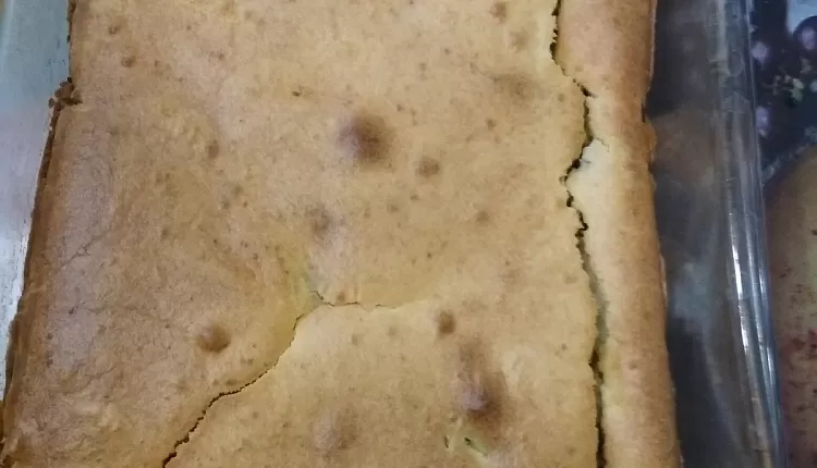 Закрытый пирог с капустой и яйцом