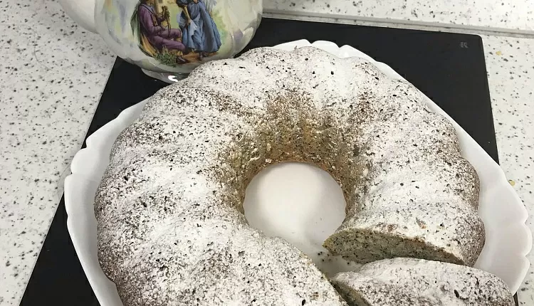 Маковый пирог