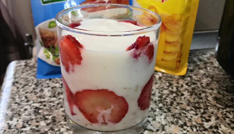 Каша с желе (ленивая овсянка)