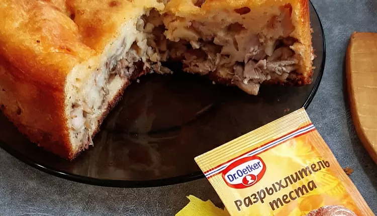 Заливной пирог с курицей и грибами 