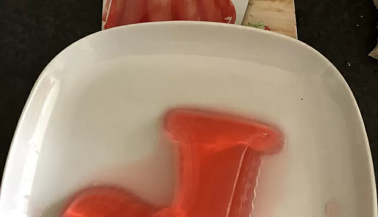 Желе со вкусом лесных ягод, с добавлением ирги