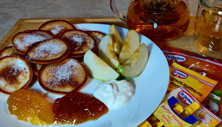 Яблочные оладушки
