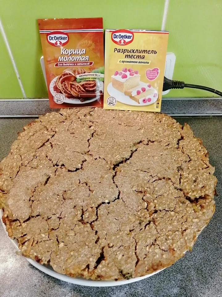 Гречнево-овсяный пирог с пряными яблоками фото
