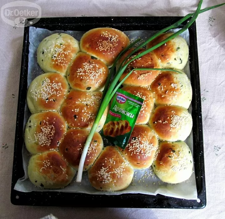 Луковые булочки фото
