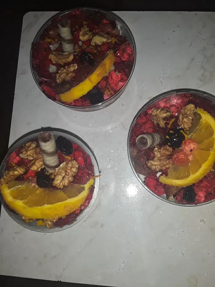 Вкусное желе с фруктами и ягодами фото