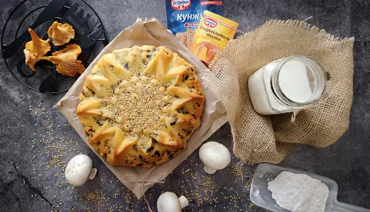 Заливной пирог с курицей и грибами 