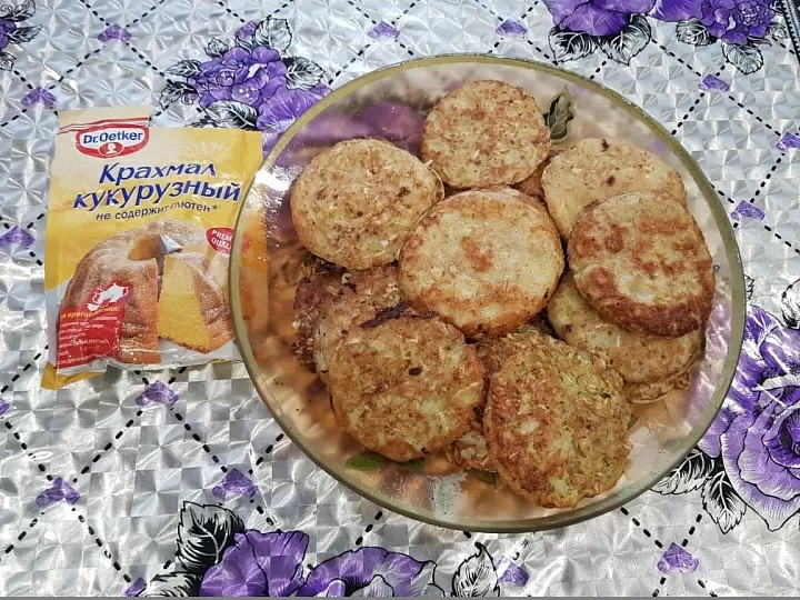 Полезные оладьи из кабачков и геркулеса, на кукурузном крахмале  фото