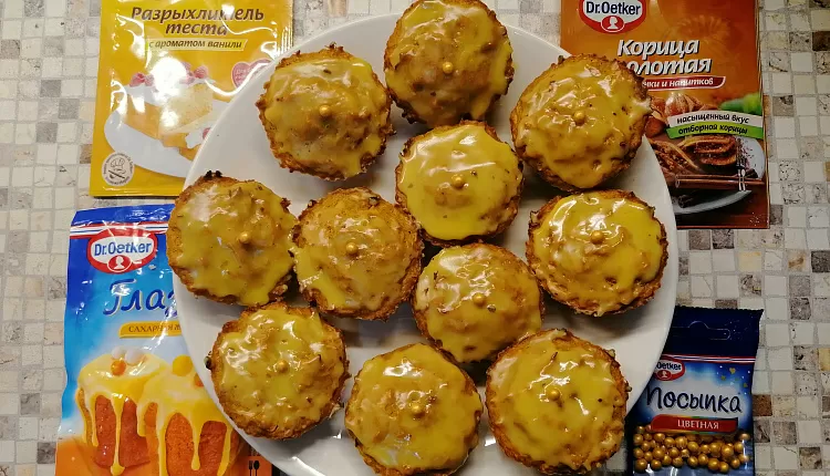 Морковные маффины с глазурью