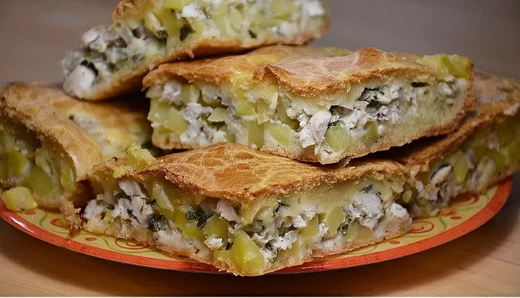 Сытный пирог с курицей