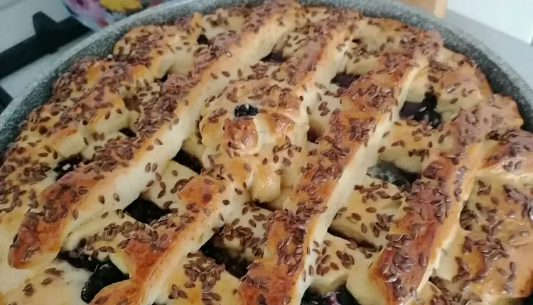Пирог с черникой