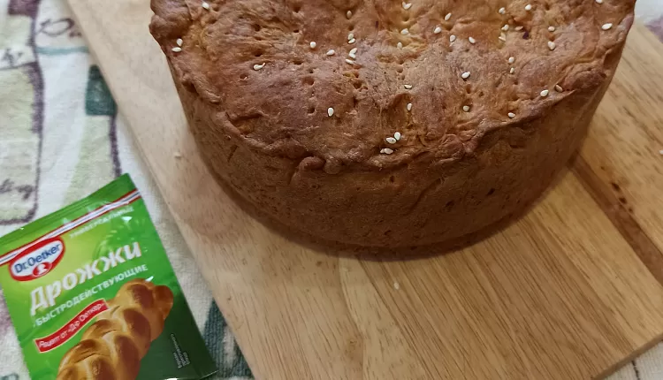 Закрытый пирог с капустой и яйцом