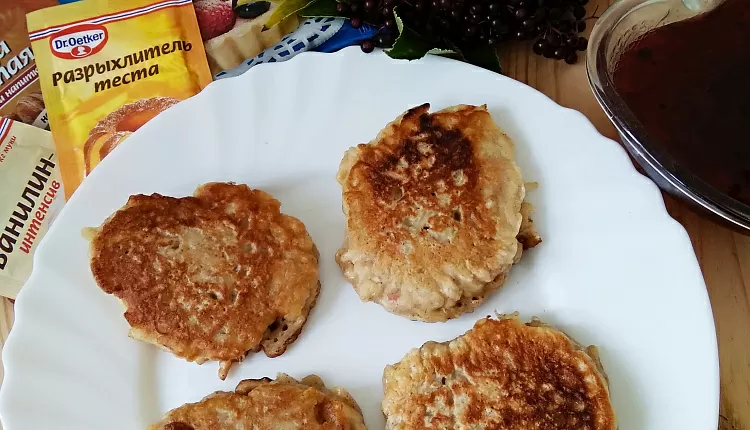 Яблочные оладушки