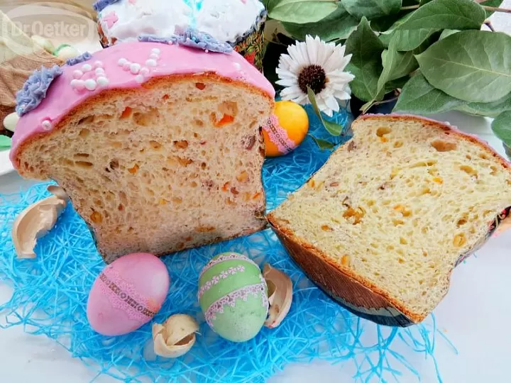 Воздушный миндальный кулич фото