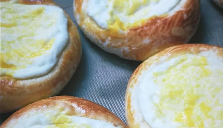 Вкусные ватрушки с творогом