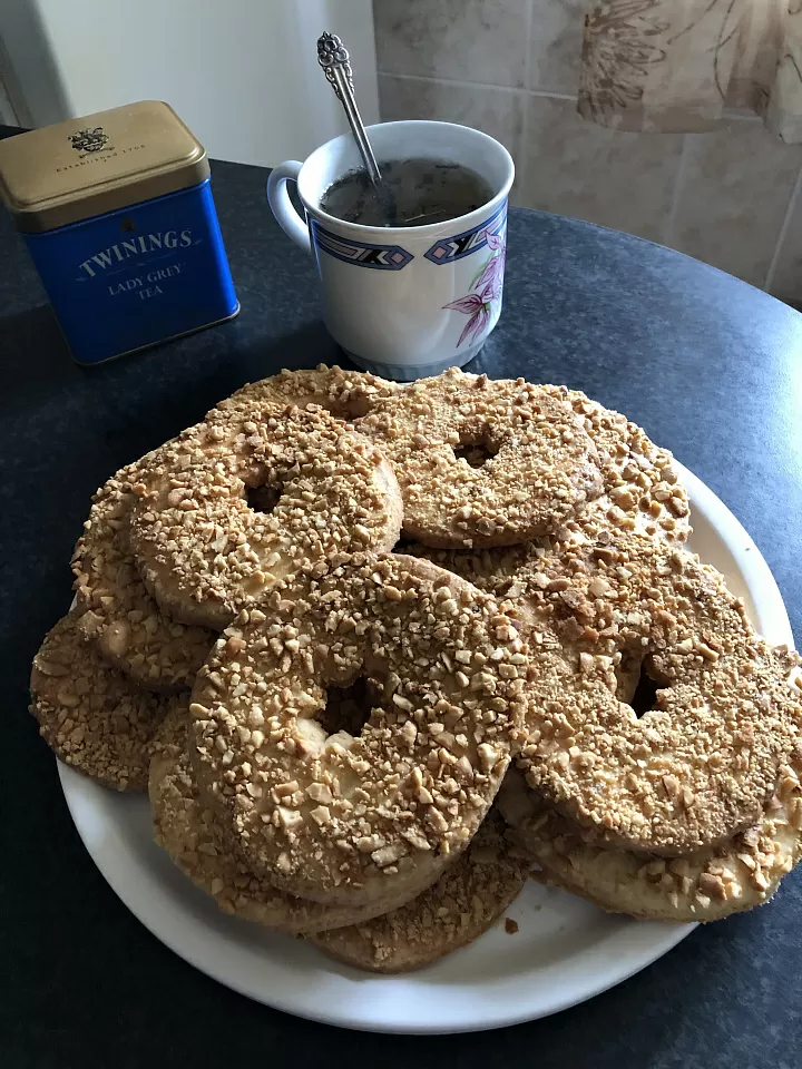Пирожное кольцо с орехами фото рецепта