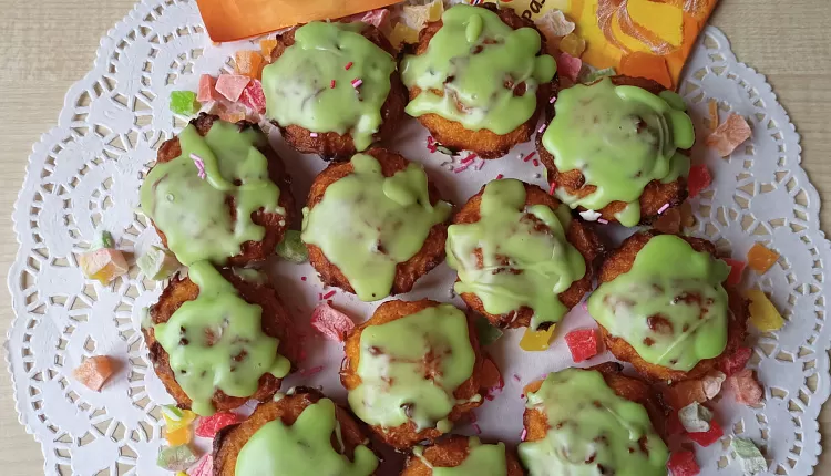 Морковные маффины с глазурью