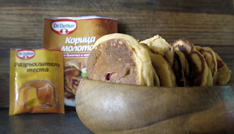 Яблочные оладушки