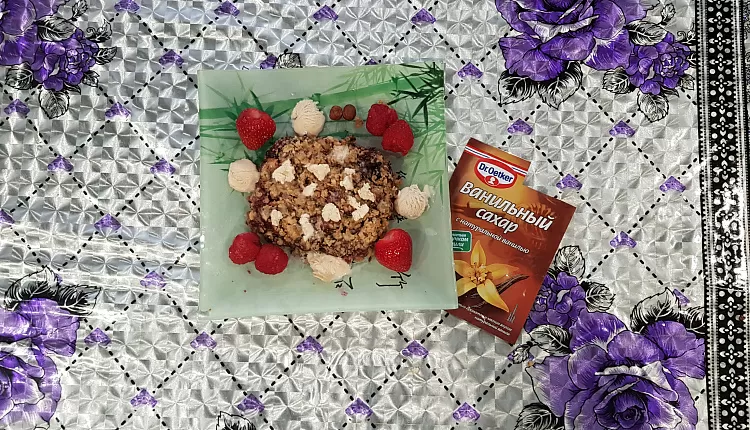 Ягодный крамбл