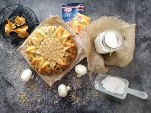 Заливной пирог с курицей и грибами 