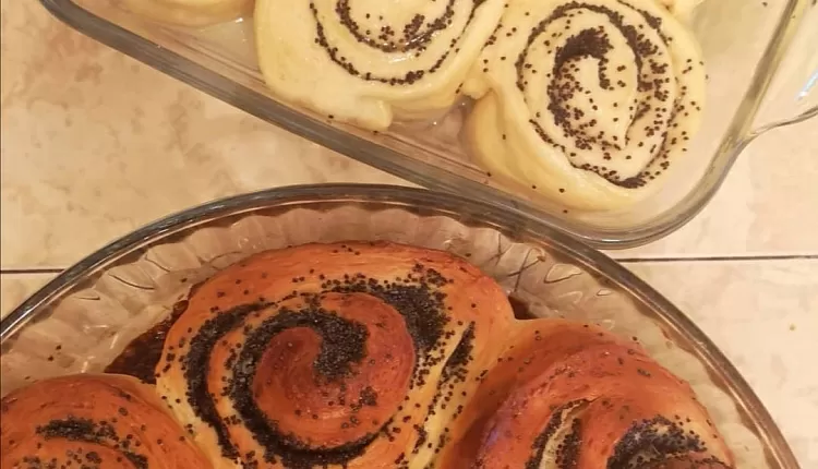 Булочки с маком
