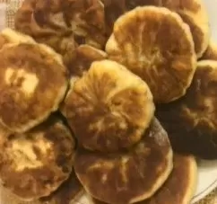 Вкусные и полезные беляши из цельнозерновой муки на сыворотке из козьего молока.