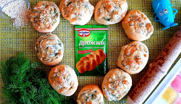 Рулетики с сыром и зеленью