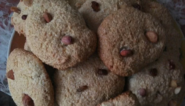 Овсяное печенье с жареным арахисом