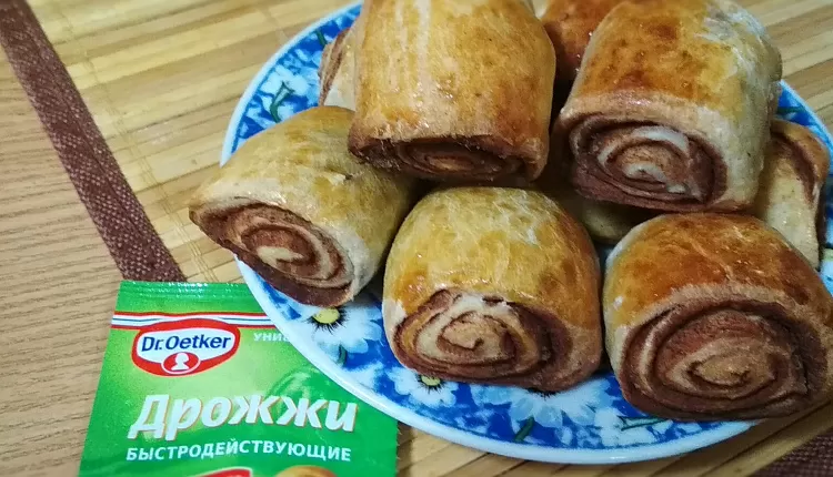 Булочки с корицей