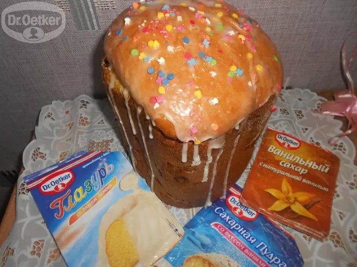 Кулич в хлебопечке фото