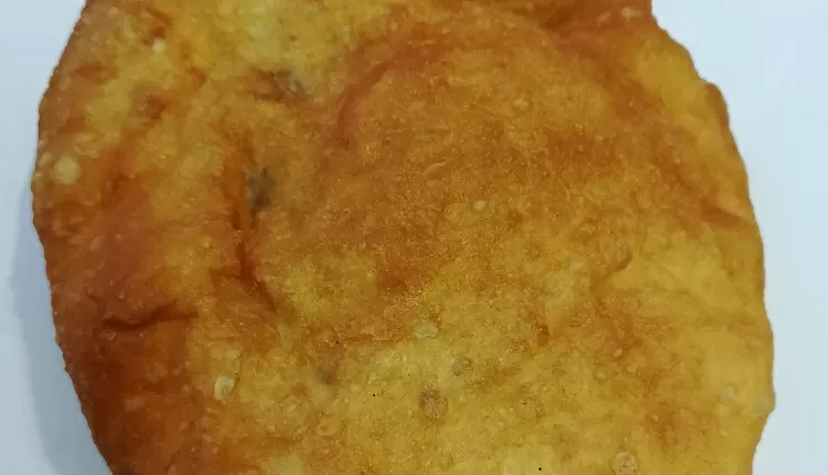 Жареные пирожки с квашеной капустой