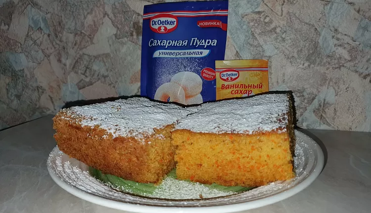 Морковный кекс